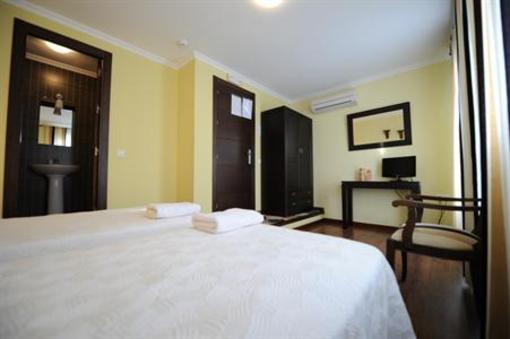 фото отеля Hotel Montearoma Valverde del Camino