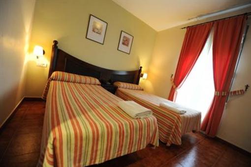 фото отеля Hotel Montearoma Valverde del Camino