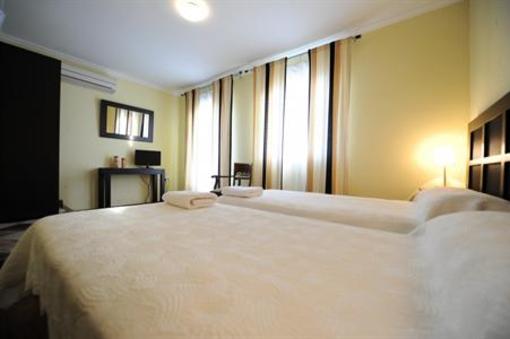 фото отеля Hotel Montearoma Valverde del Camino