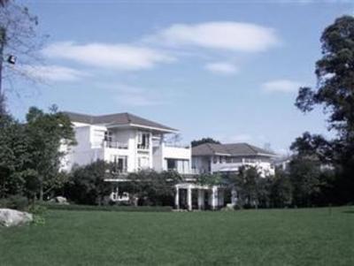 фото отеля Emei Paradise Holiday Hotel