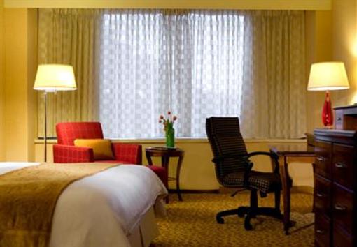 фото отеля Crystal City Marriott at Reagan National Airport