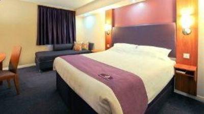 фото отеля Premier Inn Southampton Eastleigh