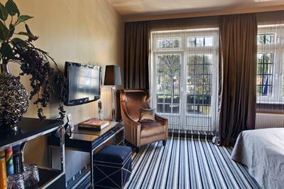 фото отеля Poppenbutteler Hof Hotel Hamburg
