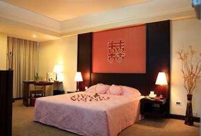 фото отеля Maple Leaf International Hotel