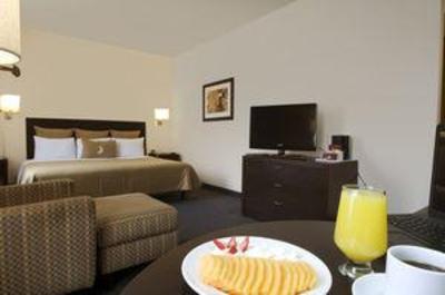 фото отеля Fiesta Inn Perinorte Tultitlan