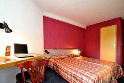 фото отеля Hotel Balladins Clermont-Ferrand Chateaugay