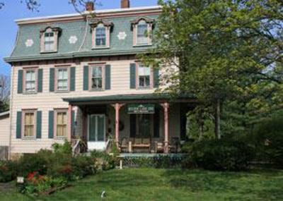 фото отеля River Line Inn Bed & Breakfast