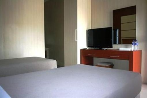 фото отеля Hotel Sendang Sari