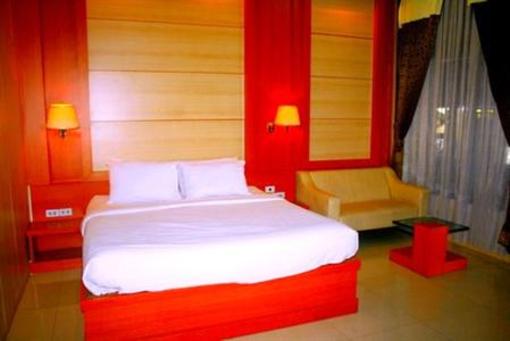 фото отеля Hotel Sendang Sari