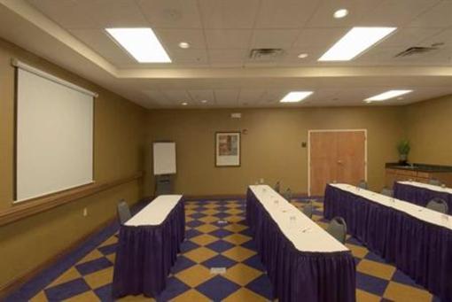 фото отеля Homewood Suites Cincinnati-Milford