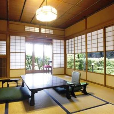 фото отеля Izu Nagaoka-Onsen Hotel Kona Besso
