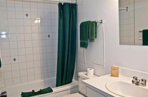 фото отеля Misty Mountain Apartments and Suites