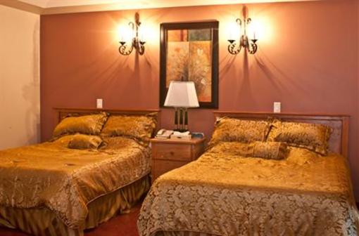 фото отеля Misty Mountain Apartments and Suites