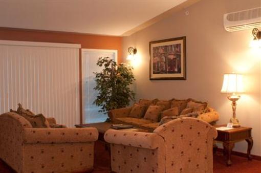 фото отеля Misty Mountain Apartments and Suites