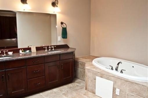 фото отеля Misty Mountain Apartments and Suites