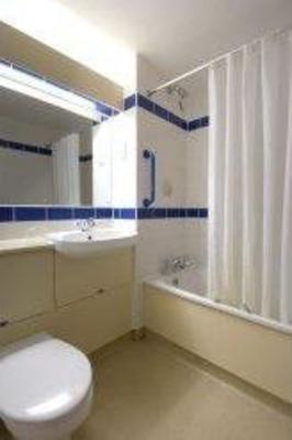 фото отеля Travelodge Winchester Sutton Scotney Northbound