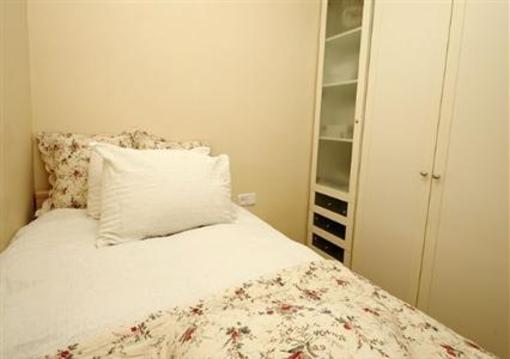 фото отеля Rent 4 Days Sagrada Familia Apartments