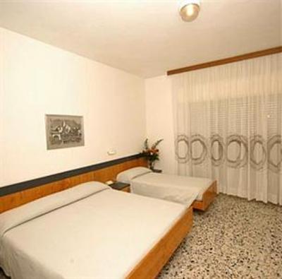 фото отеля Hotel Minerva Riviera de las Palmas