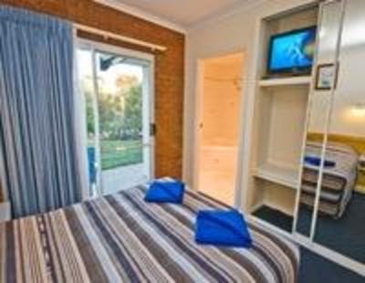 фото отеля Torquay Tropicana Motel