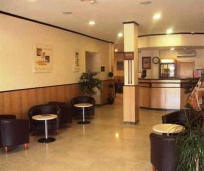 фото отеля Hotel Ciudad De Navalcarnero