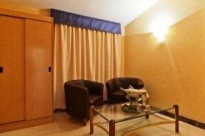 фото отеля Hotel Ciudad De Navalcarnero
