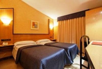 фото отеля Hotel Ciudad De Navalcarnero