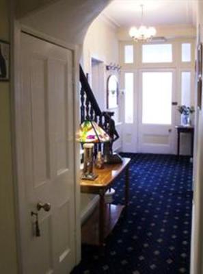фото отеля Queensberry House