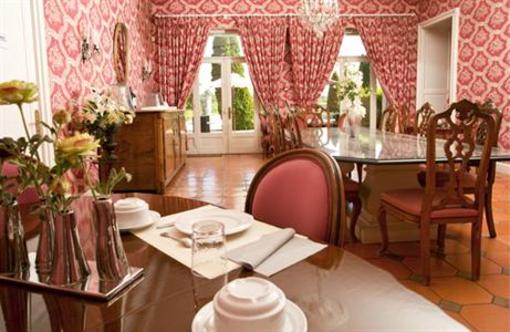 фото отеля Hotel Chateau Meyre Avensan