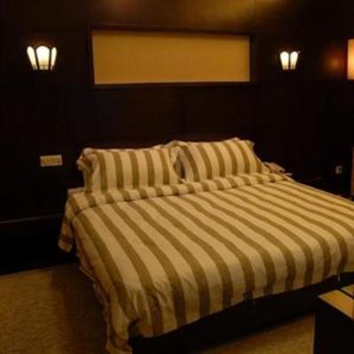 фото отеля Guangzhou WHWH Business Hotel