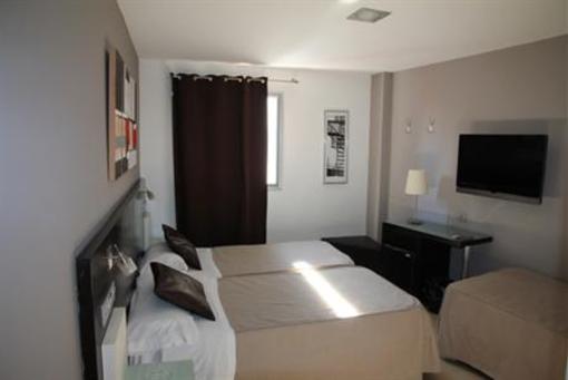 фото отеля Hostal Central Ceuta