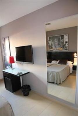 фото отеля Hostal Central Ceuta