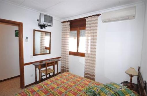 фото отеля Hostal Can Salvador