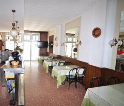 фото отеля Hostal Can Salvador