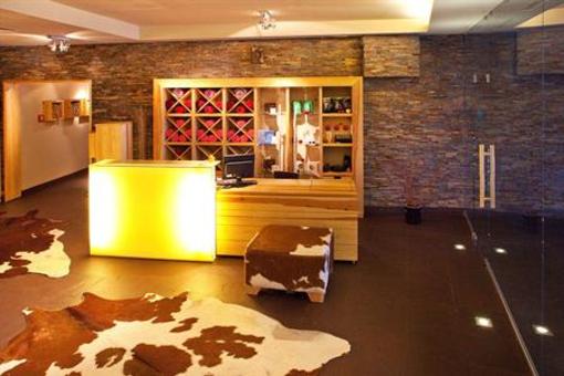 фото отеля Gleboczek Vine Resort& Spa