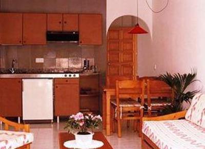 фото отеля Apartamentos Sa Torre