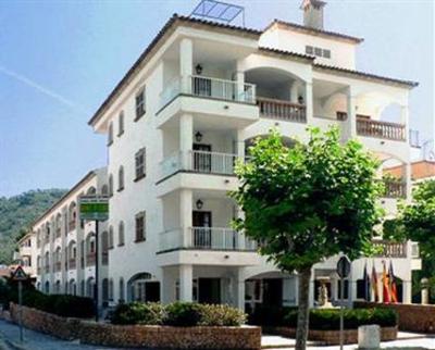фото отеля Apartamentos Sa Torre