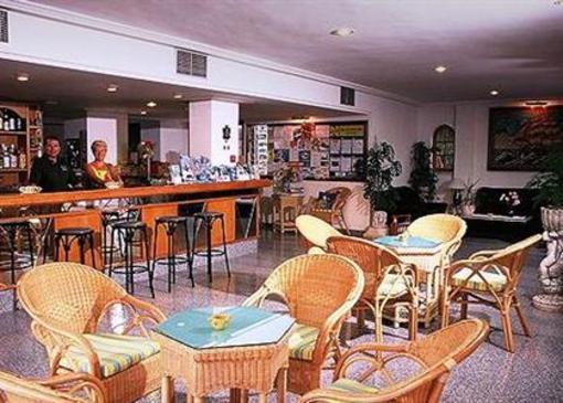 фото отеля Apartamentos Sa Torre