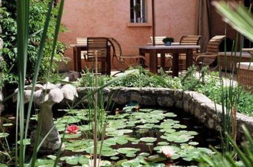 фото отеля Hotel Des Pins Bedoin