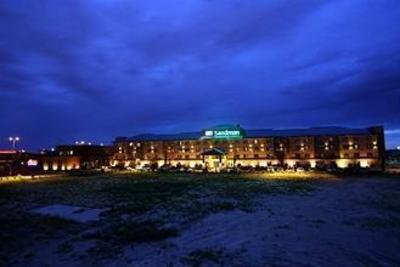 фото отеля Sandman Hotel & Suites, Calgary Airport