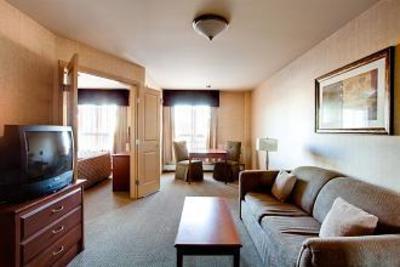 фото отеля Sandman Hotel & Suites, Calgary Airport