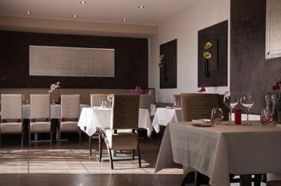 фото отеля Chez Charles Hotel Lumio