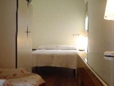 фото отеля Hostal El Estudio Almansa