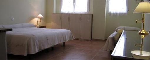 фото отеля Hostal El Estudio Almansa