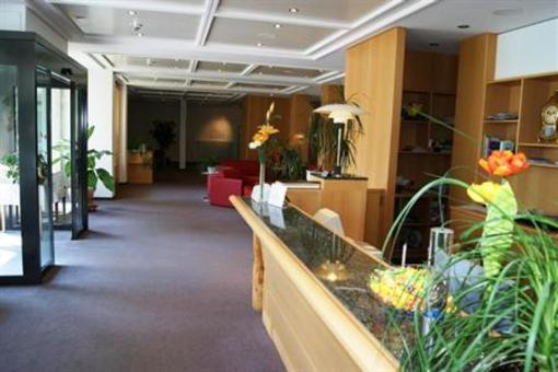 фото отеля Alvier Seminar- und Ferienhotel