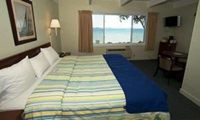 фото отеля Beachfront Inn