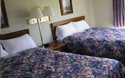 фото отеля Beachfront Inn