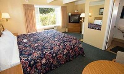 фото отеля Beachfront Inn