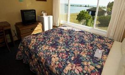 фото отеля Beachfront Inn