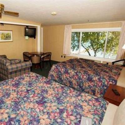 фото отеля Beachfront Inn