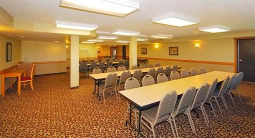 фото отеля AmericInn Lodge & Suites Merrill